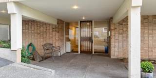 Seasons Apartments Gallery 15