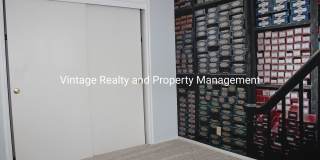 Ready To Go! Very Nice 2 bedroom Condo!!! Gallery 11