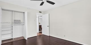 9920 NW 68th Pl Gallery 25