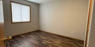 Single Level House - Move-in Ready Early July Gallery 17