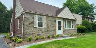 Renovated home, central air, stainless appliances, Radnor SD, Walk to Villanova, small dogs ok...this is a must see! Gallery 1