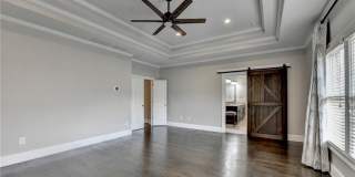 11653 Parkside Avenue Gallery 24