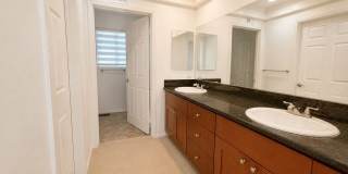 12245 Shady Hollow Ln Gallery 16