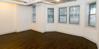 5320-5326.5 S. Drexel Boulevard Gallery 10