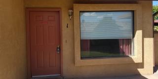 3 Bed/2 Bath End Unit Gallery 1
