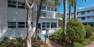 4332 Collins Ave Gallery 11