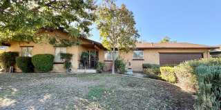 $1,950 Bullard & Fowler, 3 Bedroom Home - Wrenwood Ave, Clovis Gallery 1