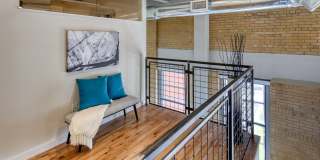 Model Tobacco Lofts Gallery 19
