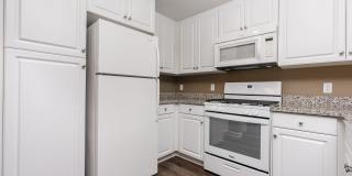 La Verne Village Luxury Apartment Homes Gallery 32