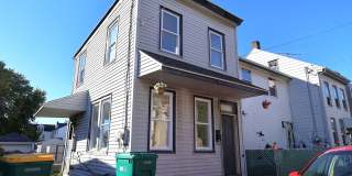 208 Mifflin St Gallery 1