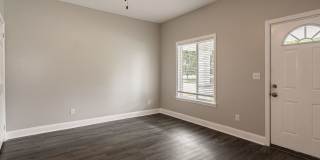 Charming 4 Bedroom For Rent. Gallery 7