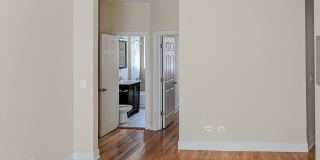 1916-34 W Winona / 5103-15 N Winchester Gallery 48