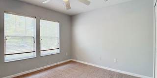 Charming 2-Bedroom, 2.5-Bathroom Townhome Just Minutes from Disney! Gallery 17