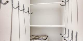 421 IRONDALE Drive Gallery 19