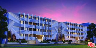 137 South Maple Drive Gallery 1