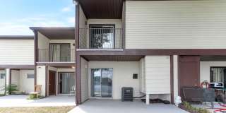 3960 Crayrich Cir Apt C-2 Gallery 1