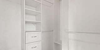 6359 NEW HAVEN Court Gallery 21