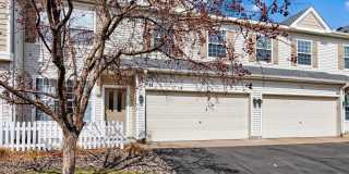 The Lakes Townhome Gallery 1