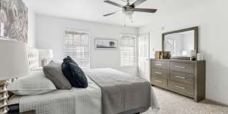 Vintage at 18th Street Gallery 43