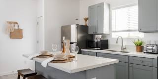 Pristine 1 Bedroom in San Diego! Gallery 1