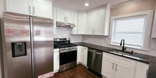 260 Robin Street Gallery 1