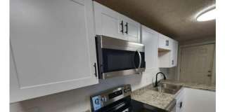 1455 N High St St Charles Apartments Gallery 26