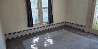 807 Ferris Ct, 3 Gallery 4