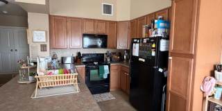 Fantastic!  Light and Bright!  1 bed + loft - 1 bath Gallery 12