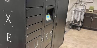 Flats on Fourth Gallery 24