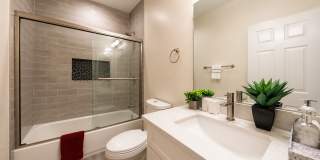 2926 S Normandie Avenue - Co-Living Gallery 4