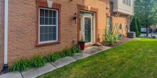 22551 CAMBRIDGEPORT Square Gallery 1