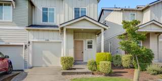 Beautiful 3 Bed, 3 Bath Rental Home in Happy Valley Neighborhood! Beautiful 3 Bed, 3 Bath Rental Home in Happy Valley Neighborhood! Gallery 1