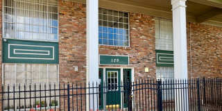 129 Stonewall Street Gallery 1