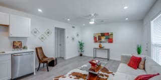 1809 Bennett 1809 Bennett Gallery 4