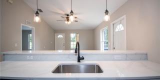 3016 Wallace Ave Gallery 14