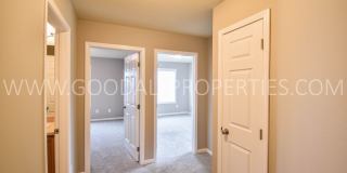 3 Bedroom 2 Bath Townhome End unit in Glenn Village!!! Gallery 21