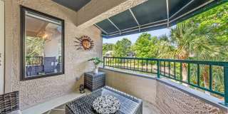 "Charming 2-Bed, 2-Bath Condo at 3 Shelter Cove Lane, Hilton Head Island - 1,140 Sq Ft of Coastal Comfort!" Gallery 38