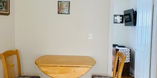 7 Webb Avenue Gallery 7