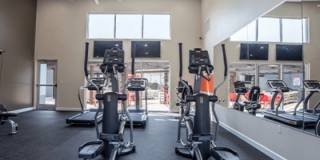 7 Pointe Apartments Gallery 14