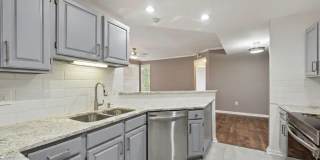1037 Mcgill Park Avenue Northeast Gallery 27