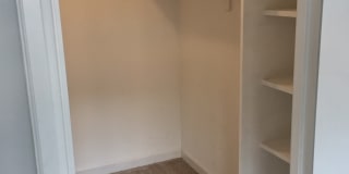 Updated Kitchen-1Bed 1Bath w Garage Parking at Georgetown Condo Gallery 21