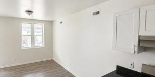 125 N Wilton St Gallery 4