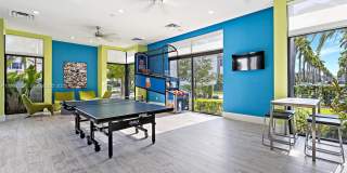 8225 NW 43rd St Gallery 34