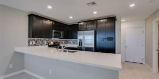 6184 Rathbone St Gallery 24