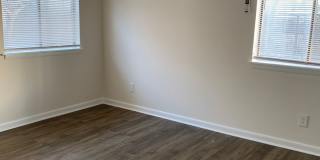 Recently Remodeled! Close to UNCW: 1 Bedroom, 1 Bath Condo Seahawk Square Gallery 9