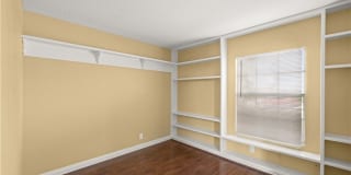 34 Oxford Gallery 13