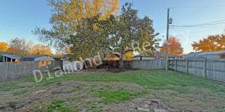 Charming 3 Bedroom in Desirable South Neighborhood! Gallery 17