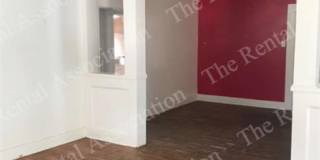 214 South Bonner Street Gallery 4