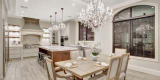 2425 Delmar Place Gallery 4