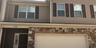 3 Bedroom, 2.5 Bathroom Columbus Home Gallery 1